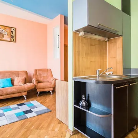 Nezavisimosti 39 Ploschady Pobedy * Minsk